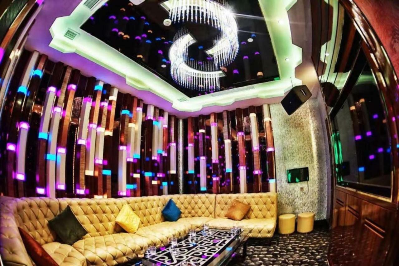 JWM Hotel&Casino Sihanoukville Esterno foto
